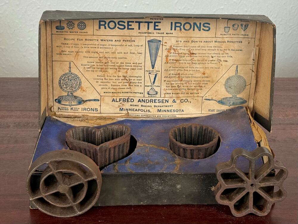 Rosette Irons Set Alfred Andresen Cast Iron Boxed 1940s Kitchenware